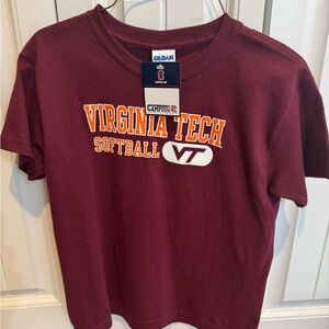 Gildan Virginia Tech Maroon Tee YOUTH SIZE M